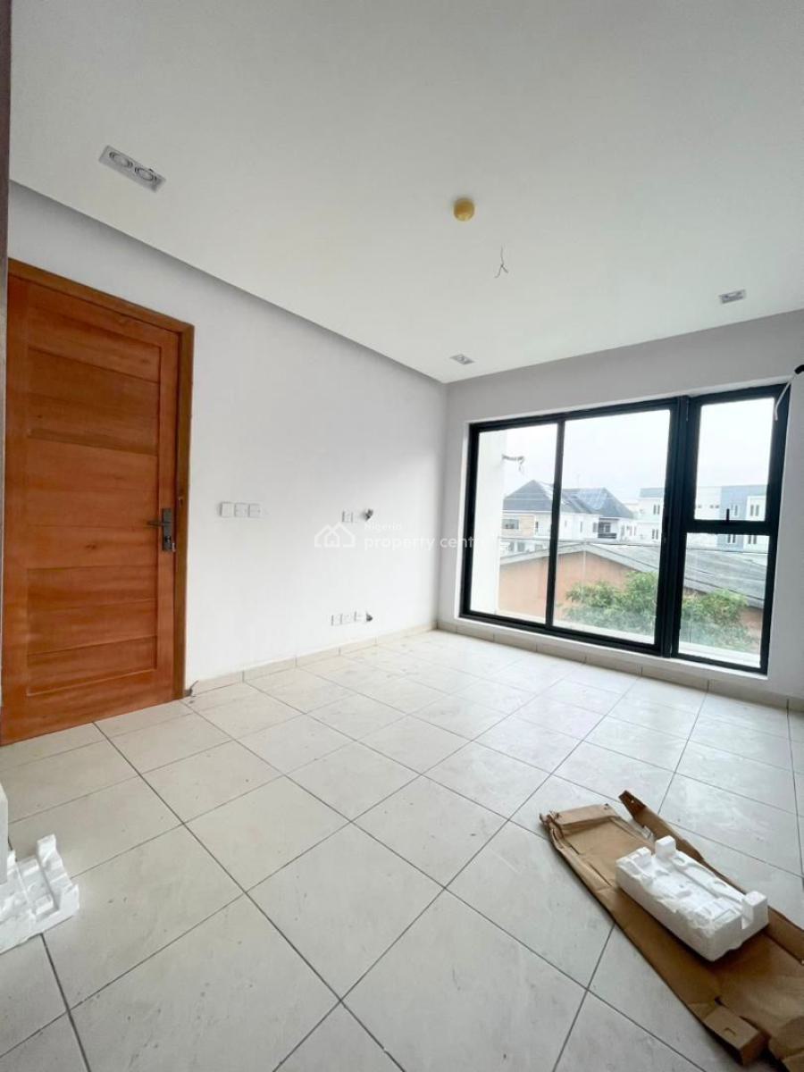 2 Bedroom Apartment, Ologolo, Lekki, Lagos, Flat / Apartment for Sale