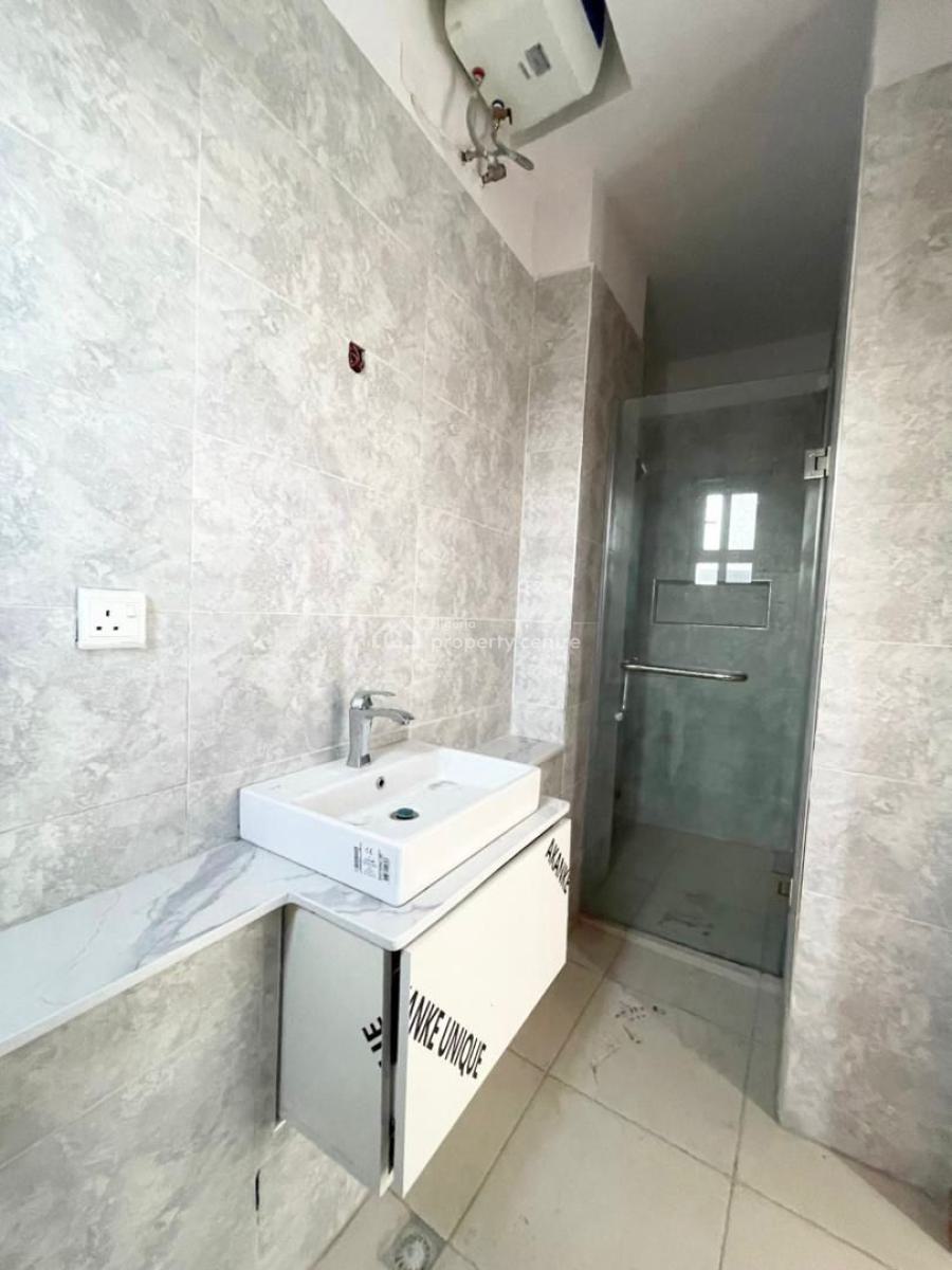 2 Bedroom Apartment, Ologolo, Lekki, Lagos, Flat / Apartment for Sale