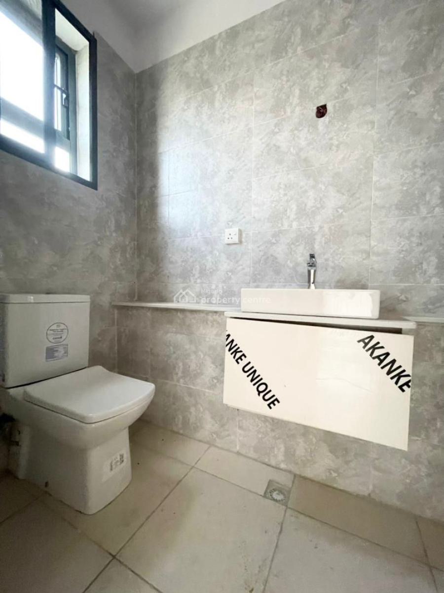 2 Bedroom Apartment, Ologolo, Lekki, Lagos, Flat / Apartment for Sale