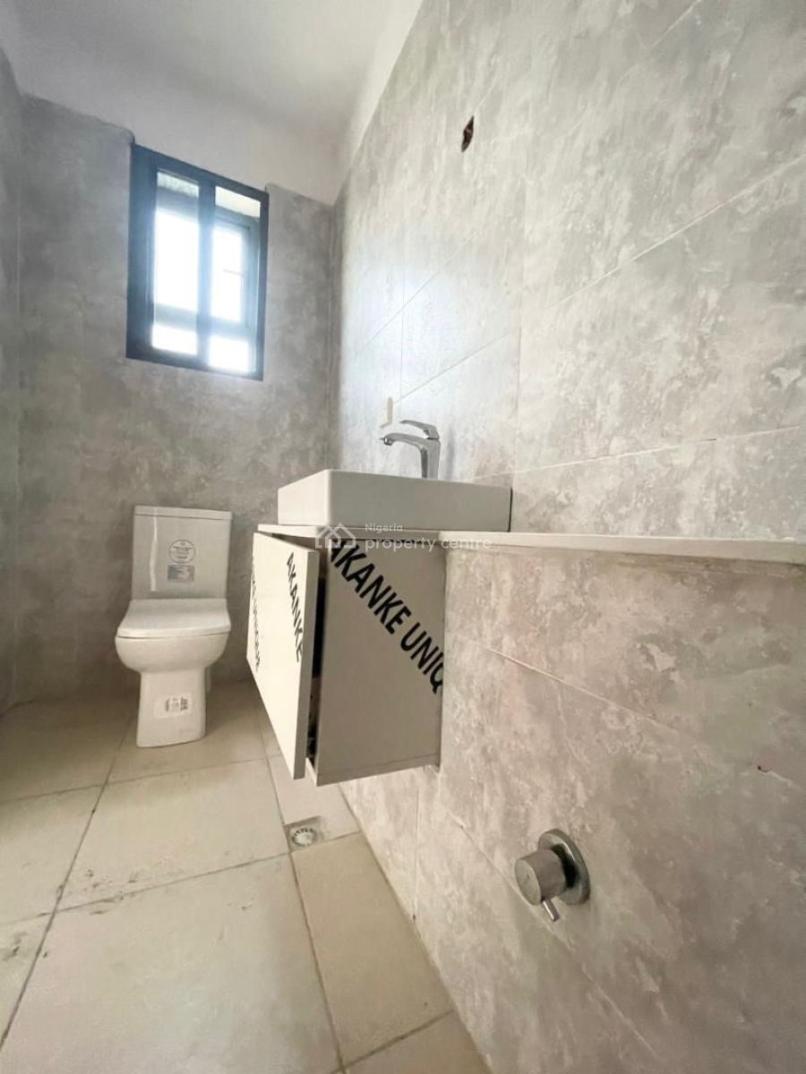 2 Bedroom Apartment, Ologolo, Lekki, Lagos, Flat / Apartment for Sale