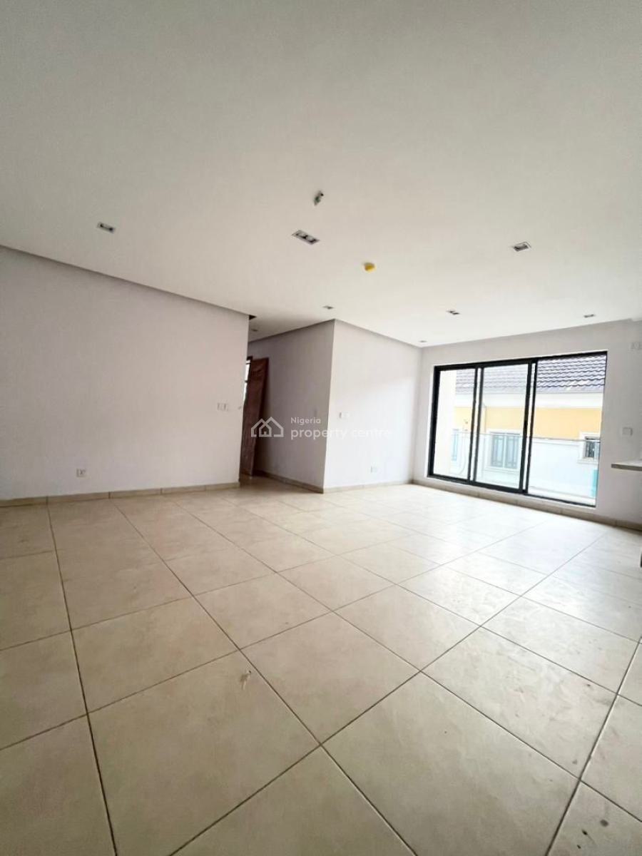 2 Bedroom Apartment, Ologolo, Lekki, Lagos, Flat / Apartment for Sale