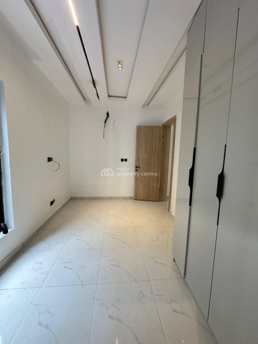 Elegantly Built 4 Bedroom Terrace Duplex with Bq, Pool & Gym, Lekki Phase 1, Lekki, Lagos, Terraced Duplex for Rent