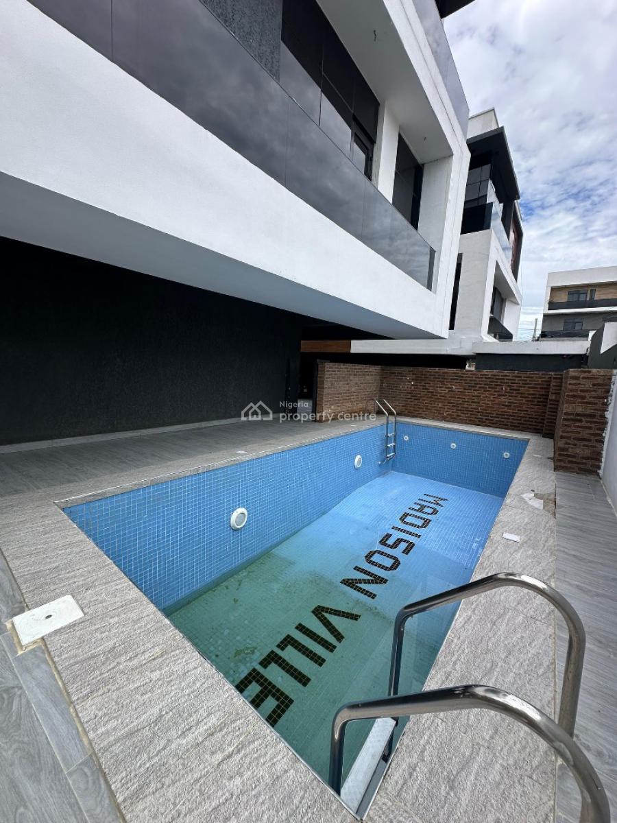 Elegantly Built 4 Bedroom Terrace Duplex with Bq, Pool & Gym, Lekki Phase 1, Lekki, Lagos, Terraced Duplex for Rent