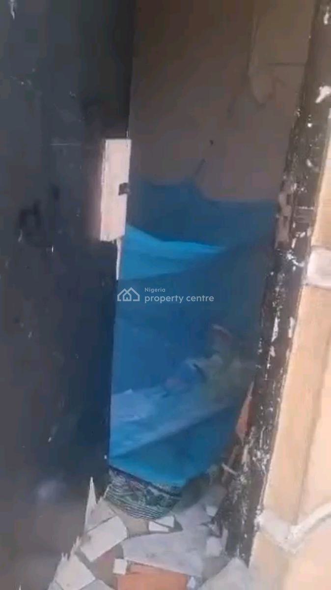 Dry Bare Land Measuring  500 Sqmts Fenced and Gated, Atunrase Estate, Gbagada, Lagos, Mixed-use Land for Sale