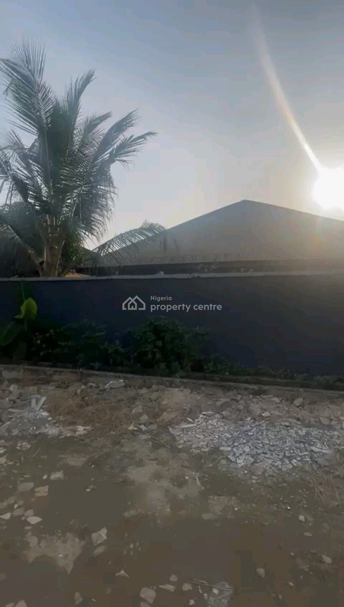 Standard and Spacious 2 Bedroom Flat Bungalow, Glory Estate, Gbagada, Lagos, Detached Bungalow for Rent