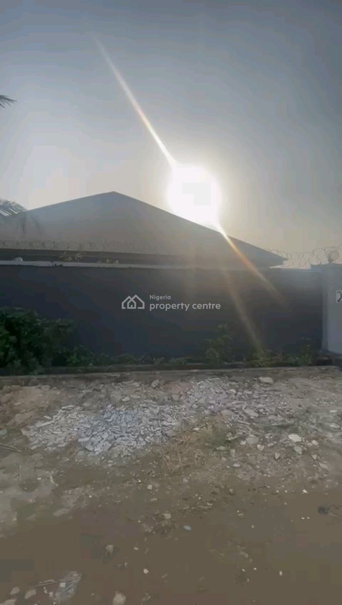 Standard and Spacious 2 Bedroom Flat Bungalow, Glory Estate, Gbagada, Lagos, Detached Bungalow for Rent