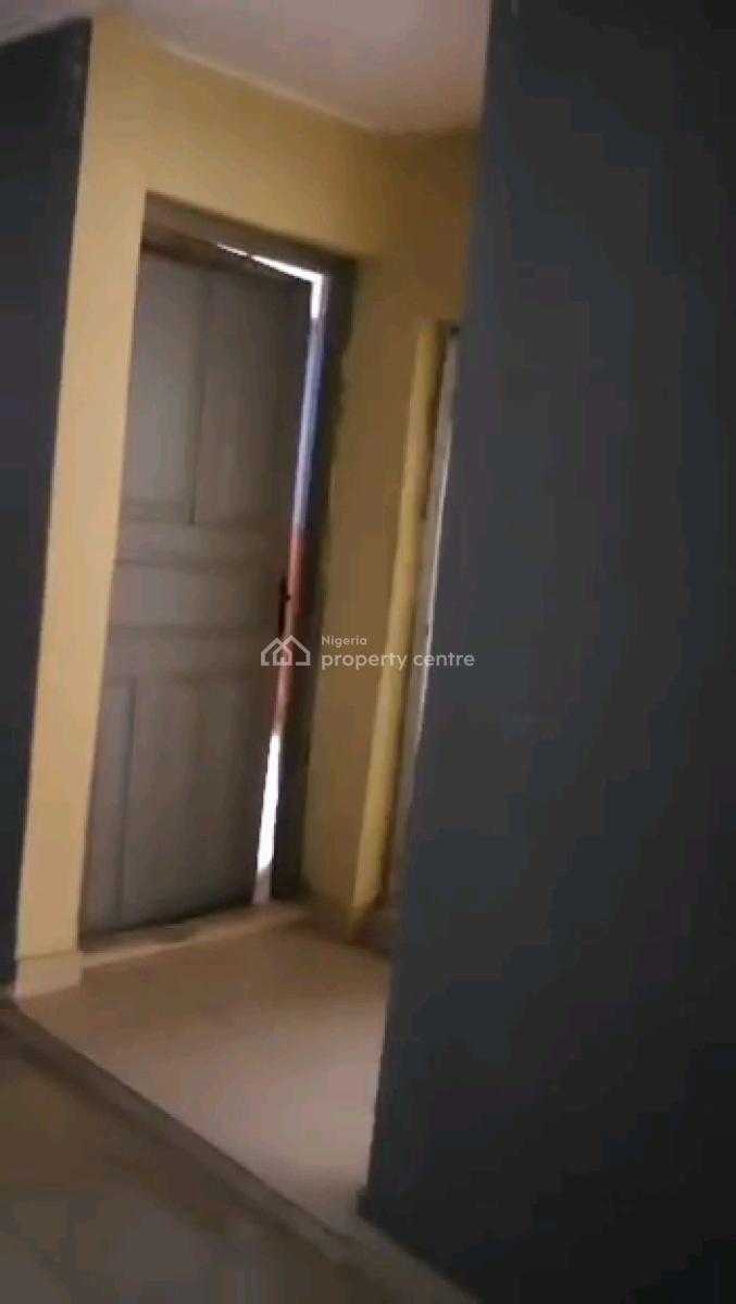 Standard Two Bedroom Flat, Olaleye Street, Sawmil, Gbagada, Lagos, Flat / Apartment for Rent