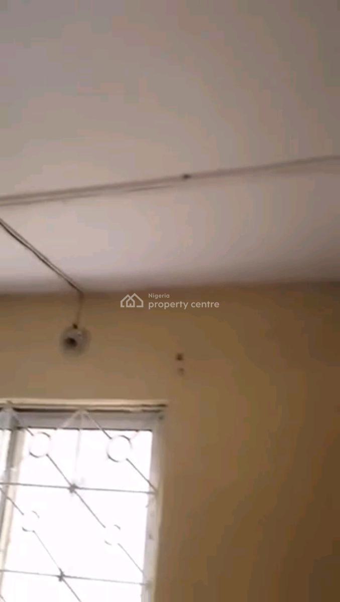 Standard Two Bedroom Flat, Olaleye Street, Sawmil, Gbagada, Lagos, Flat / Apartment for Rent