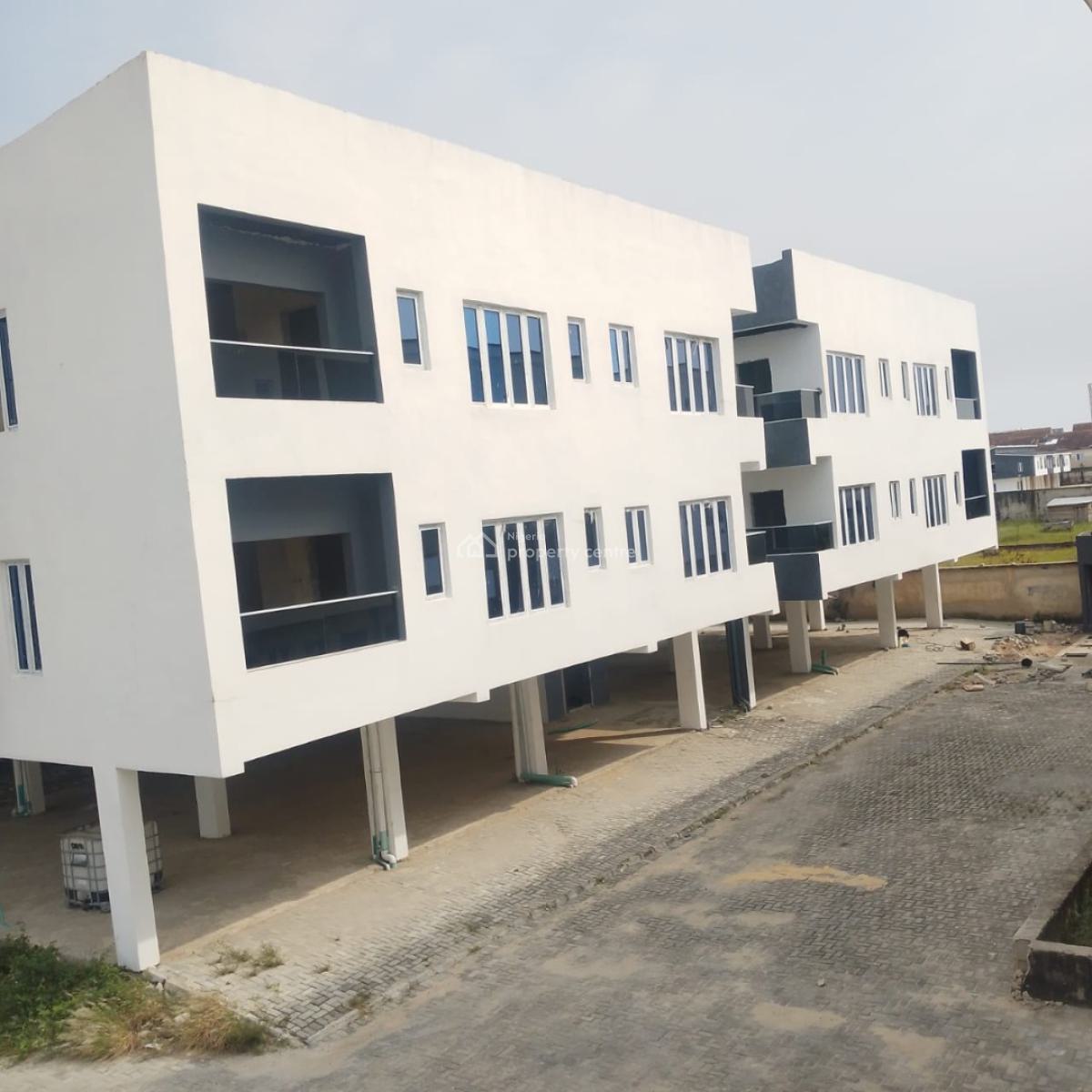 Specious 2 Bedroom Flat, Paradise Court Orchid Road, Lekki, Lagos, Block of Flats for Sale
