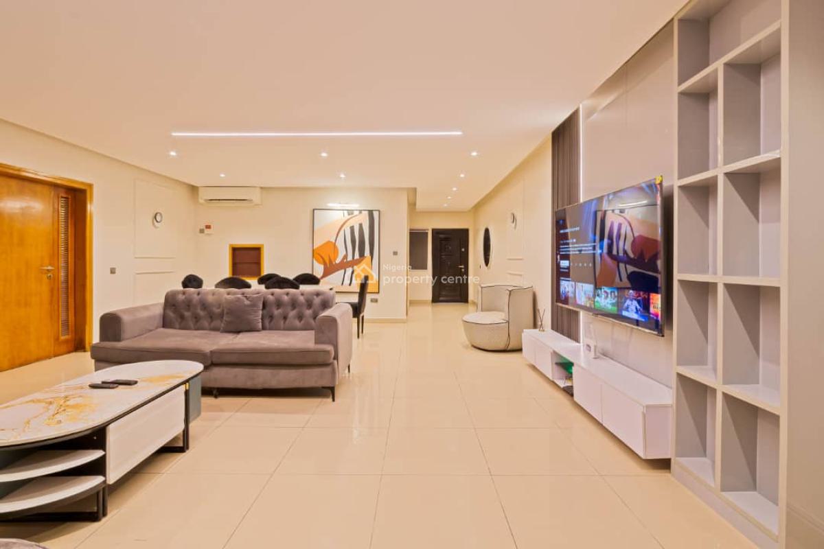 Your Luxurious Cozy 2 Bedroom, Admiralty Way, Lekki Phase 1, Lekki, Lagos, Flat / Apartment Short Let