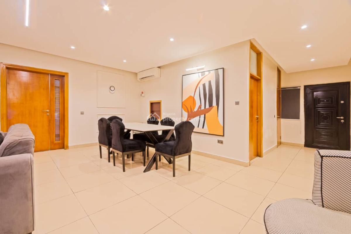 Your Luxurious Cozy 2 Bedroom, Admiralty Way, Lekki Phase 1, Lekki, Lagos, Flat / Apartment Short Let