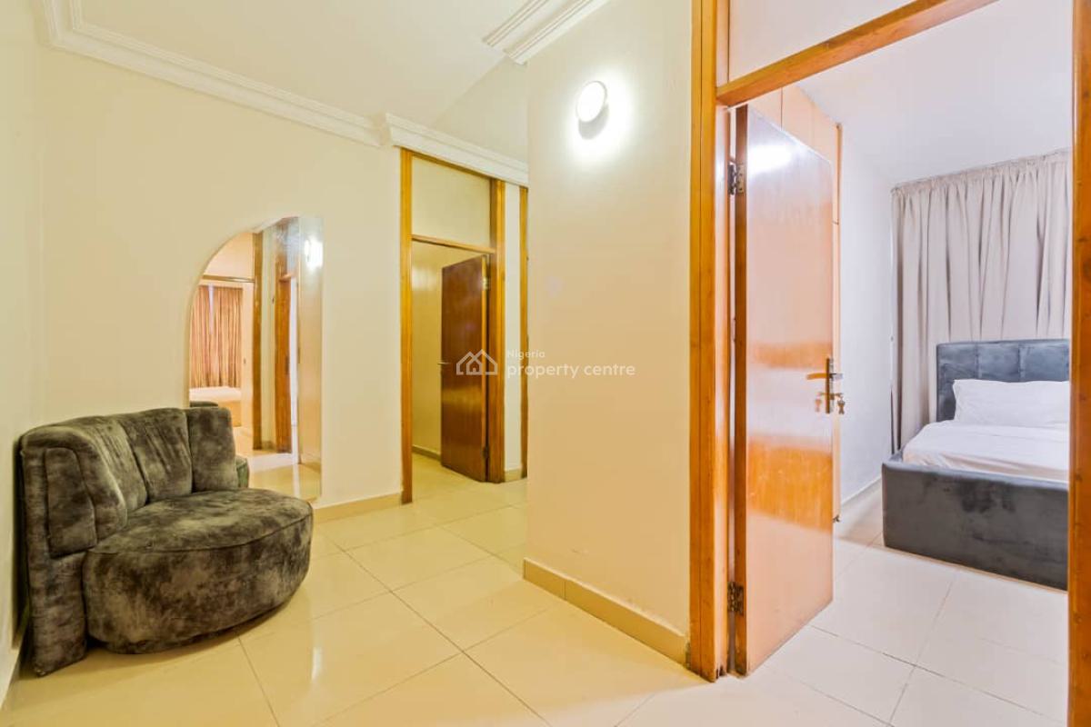 Your Luxurious Cozy 2 Bedroom, Admiralty Way, Lekki Phase 1, Lekki, Lagos, Flat / Apartment Short Let