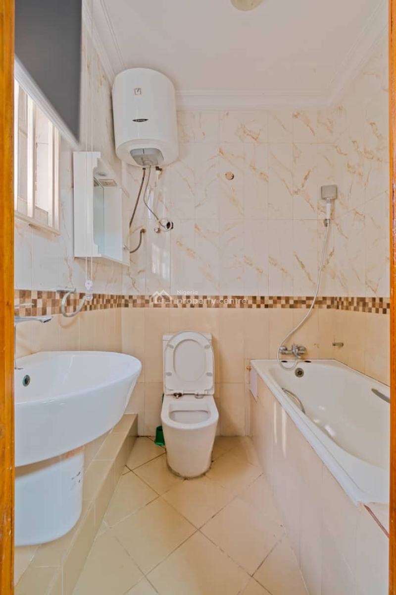 Your Luxurious Cozy 2 Bedroom, Admiralty Way, Lekki Phase 1, Lekki, Lagos, Flat / Apartment Short Let