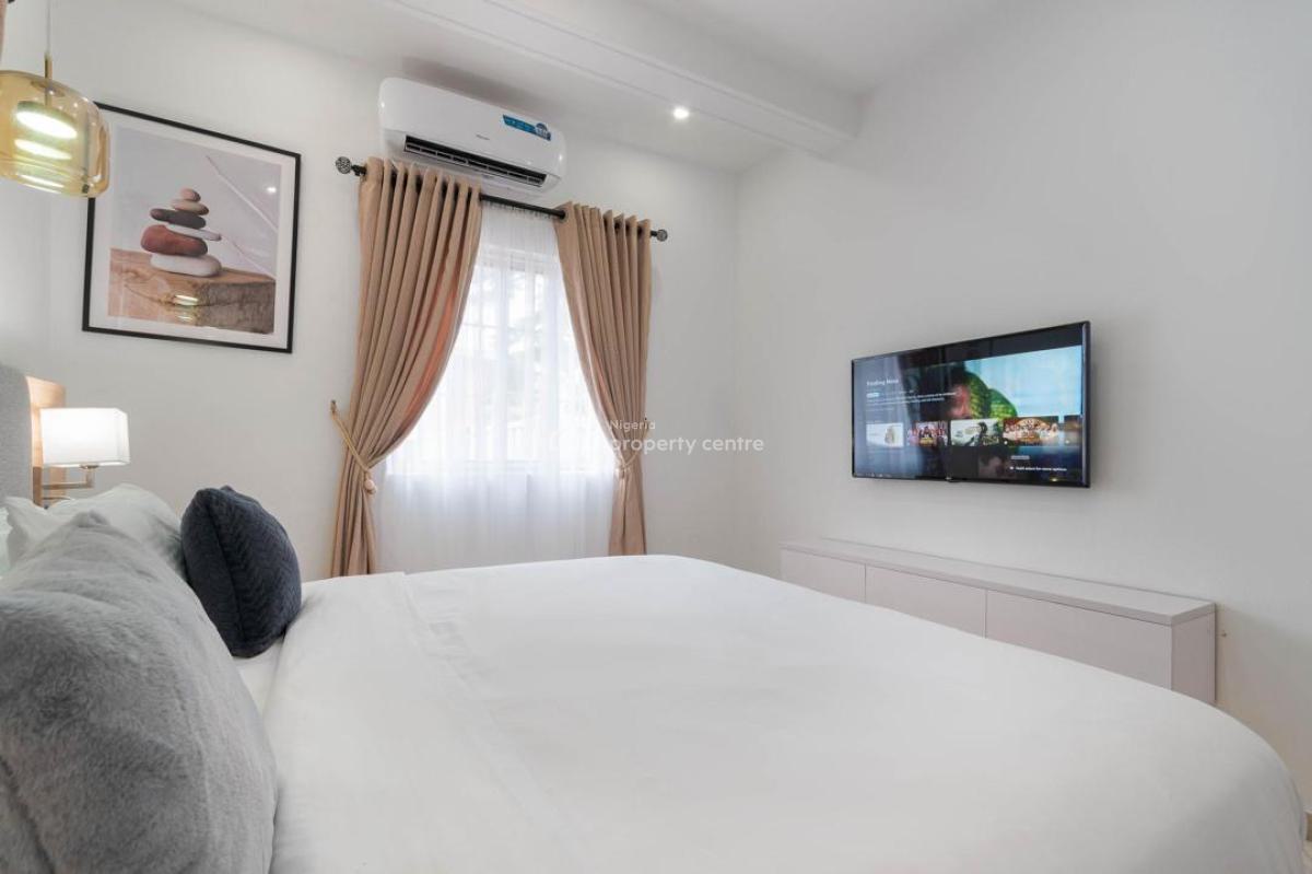 Newly Launched: Welcome to Our Sea-view 3 Bedrooms Premium Apartment, Lekki Phase 1, Lekki, Lagos, Flat / Apartment Short Let