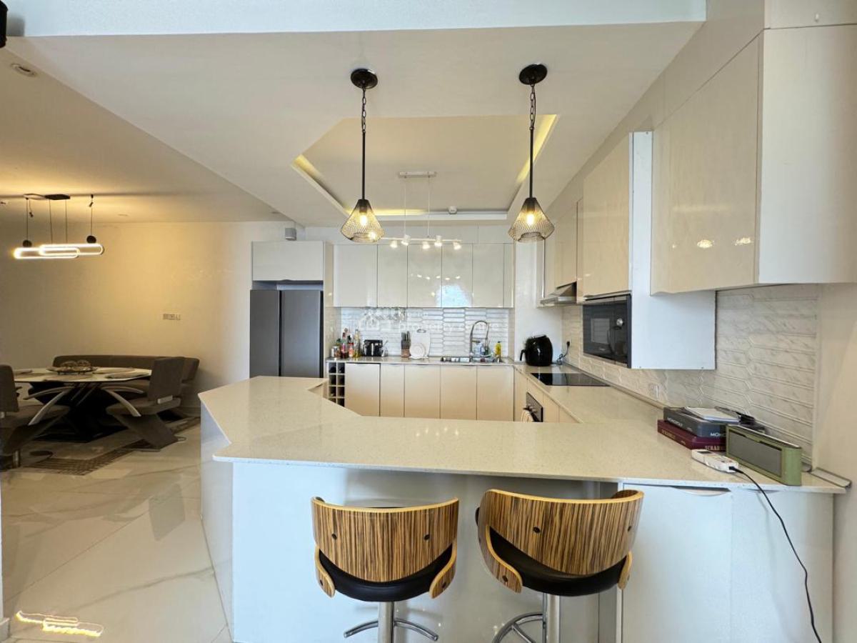 Lovely 2 Bedroom Apartment with Snooker, Table Tennis, and Ps4, Lekki Phase 1, Lekki, Lagos, Flat / Apartment Short Let