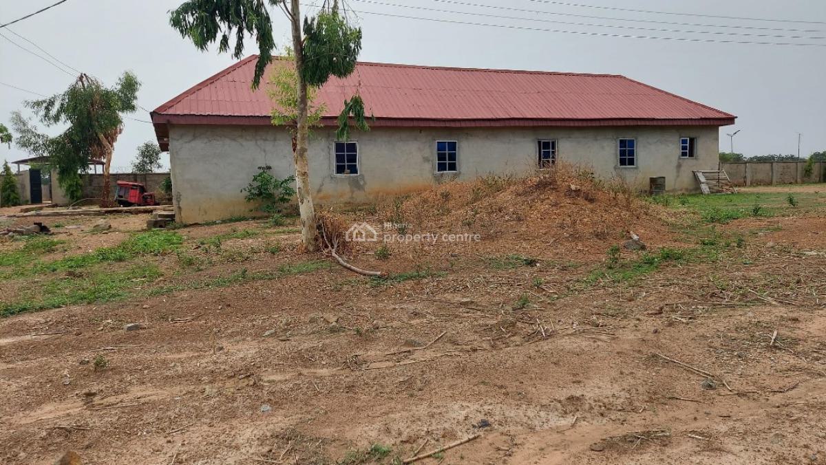 Well Equipped and Functional Modern Farm on 23.15 Hectares, Along Bwari Jere Road, Before Scc Junction, Kagarko, Kaduna, Tank Farm for Sale