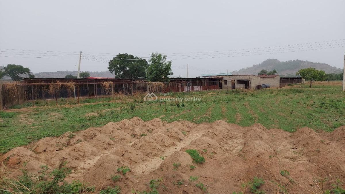 Well Equipped and Functional Modern Farm on 23.15 Hectares, Along Bwari Jere Road, Before Scc Junction, Kagarko, Kaduna, Tank Farm for Sale