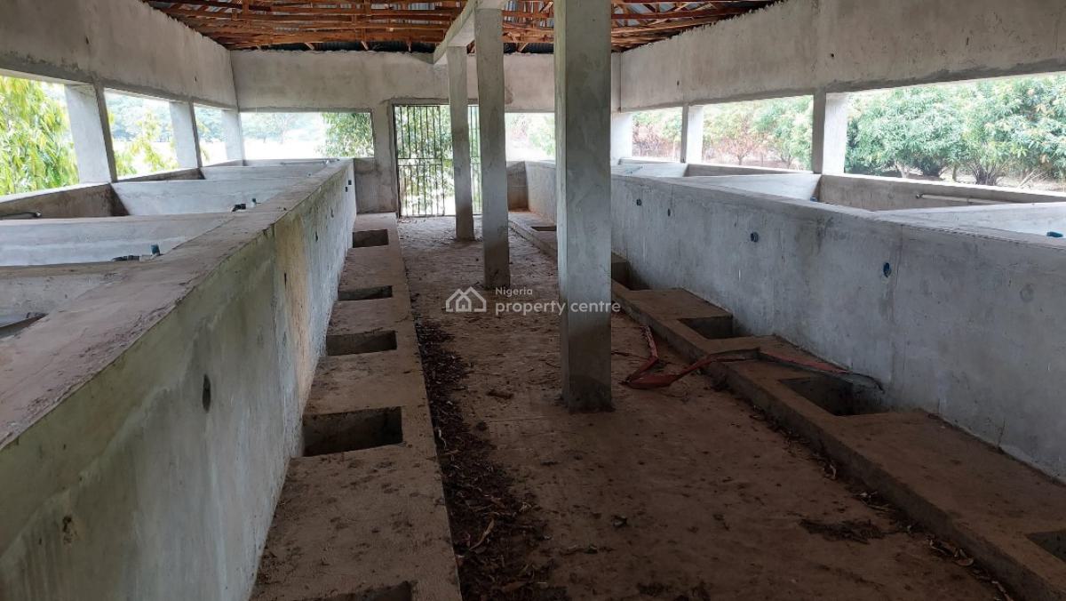 Well Equipped and Functional Modern Farm on 23.15 Hectares, Along Bwari Jere Road, Before Scc Junction, Kagarko, Kaduna, Tank Farm for Sale