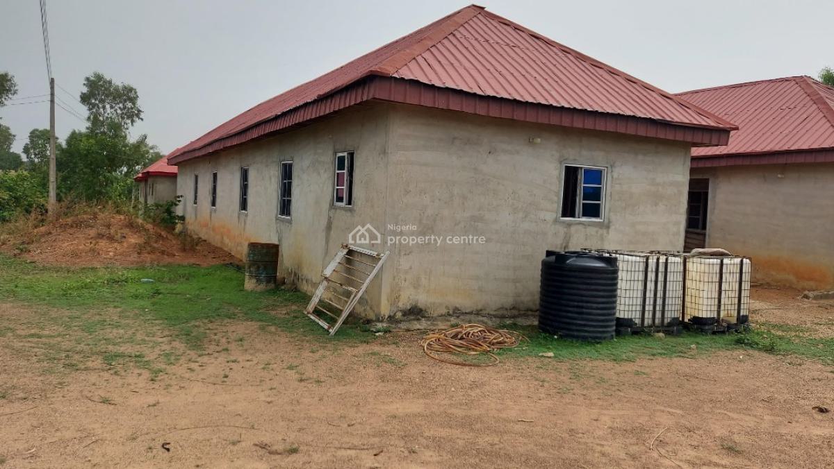 Well Equipped and Functional Modern Farm on 23.15 Hectares, Along Bwari Jere Road, Before Scc Junction, Kagarko, Kaduna, Tank Farm for Sale
