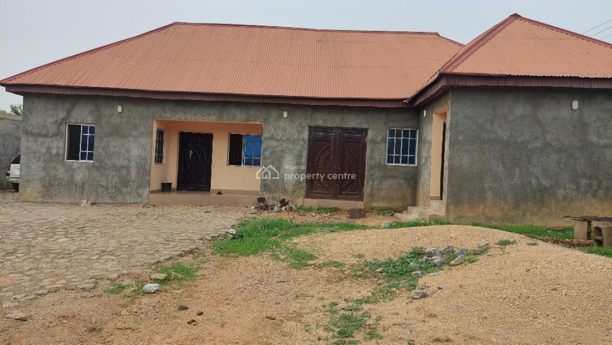 Well Equipped and Functional Modern Farm on 23.15 Hectares, Along Bwari Jere Road, Before Scc Junction, Kagarko, Kaduna, Tank Farm for Sale