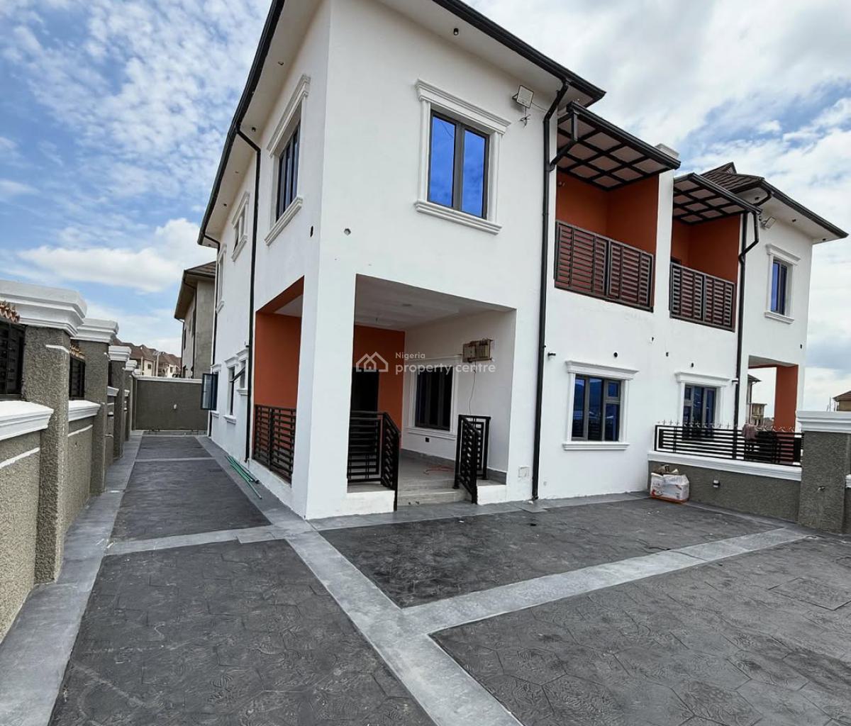4 Bedrooms Semi Detached Duplex, Dantata Estate, Fo1 Layout, Kubwa, Abuja, Semi-detached Duplex for Sale