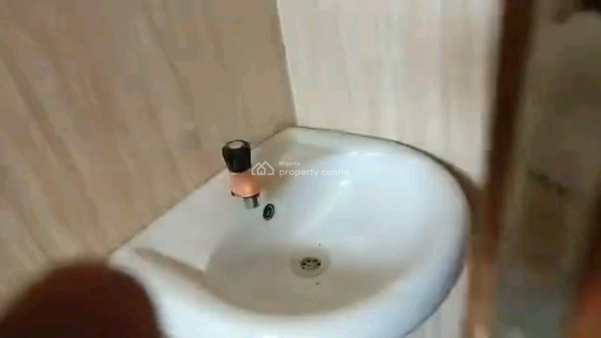 Sharp 3bedroom Flat, Akeem Shopeju Close, Obawole, Ogba, Ikeja, Lagos, Flat / Apartment for Rent