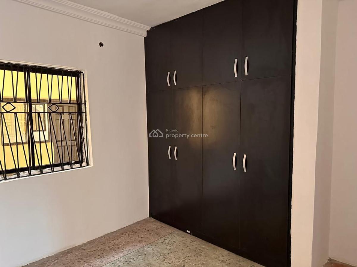 a Newly Renovated 5-bedroom Detached Duplex with a 2-room B.q, Gra, Ogudu, Lagos, Detached Duplex for Rent