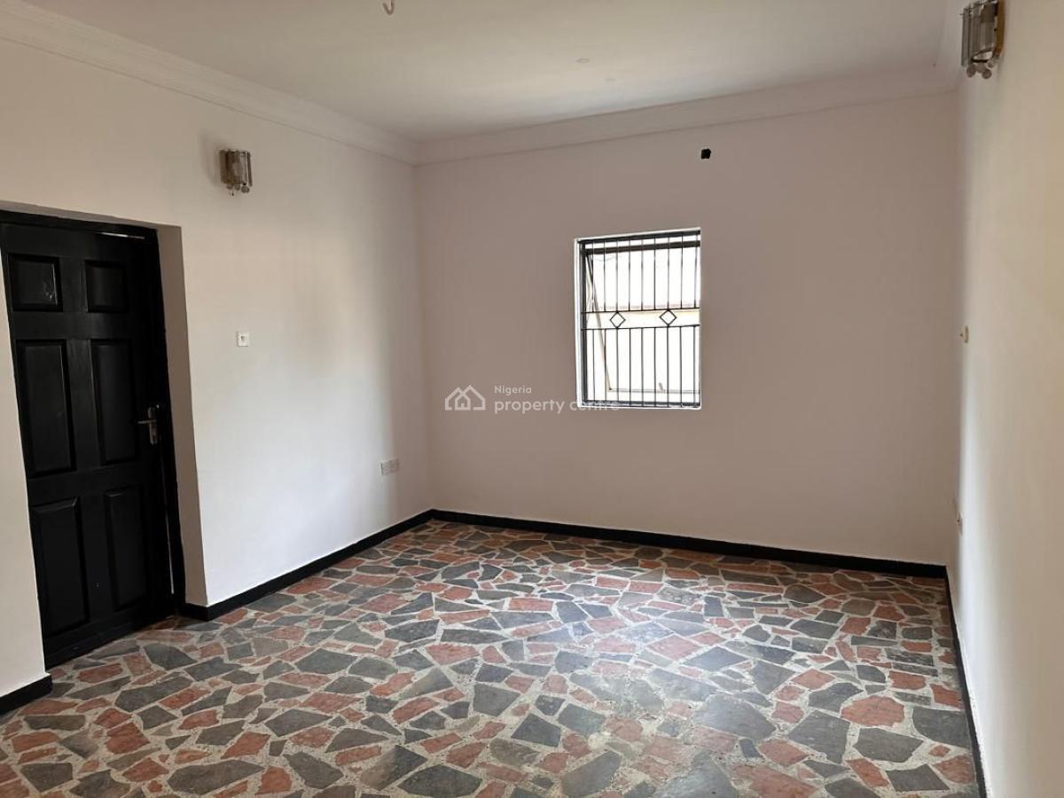 a Newly Renovated 5-bedroom Detached Duplex with a 2-room B.q, Gra, Ogudu, Lagos, Detached Duplex for Rent