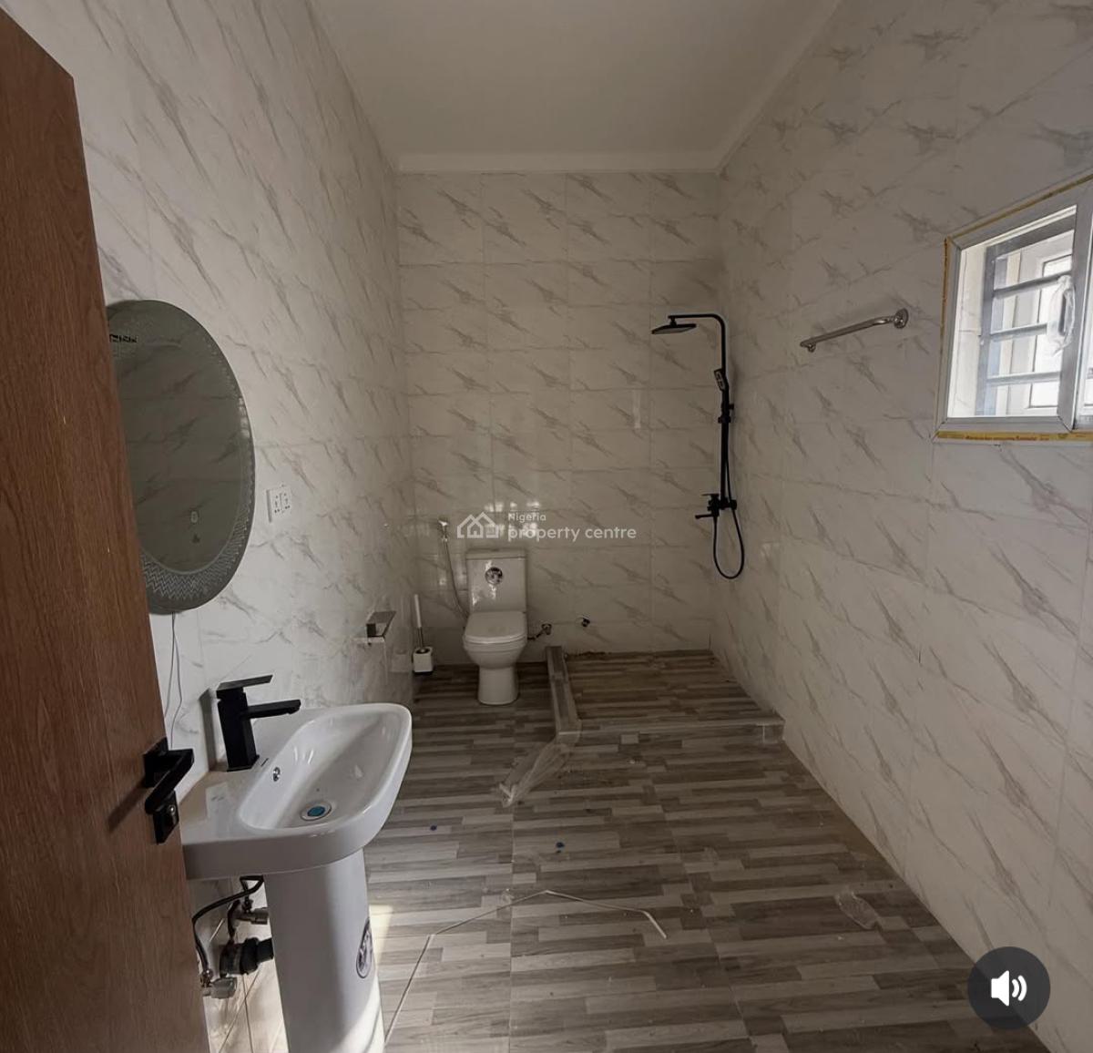 3 Bedrooms Flat + Bq, Wuye, Abuja, Block of Flats for Sale