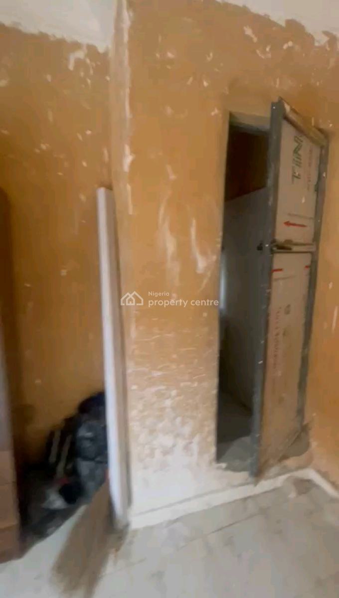 Super Spacious Roomsef, Shomolu, Lagos, Self Contain (single Rooms) for Rent