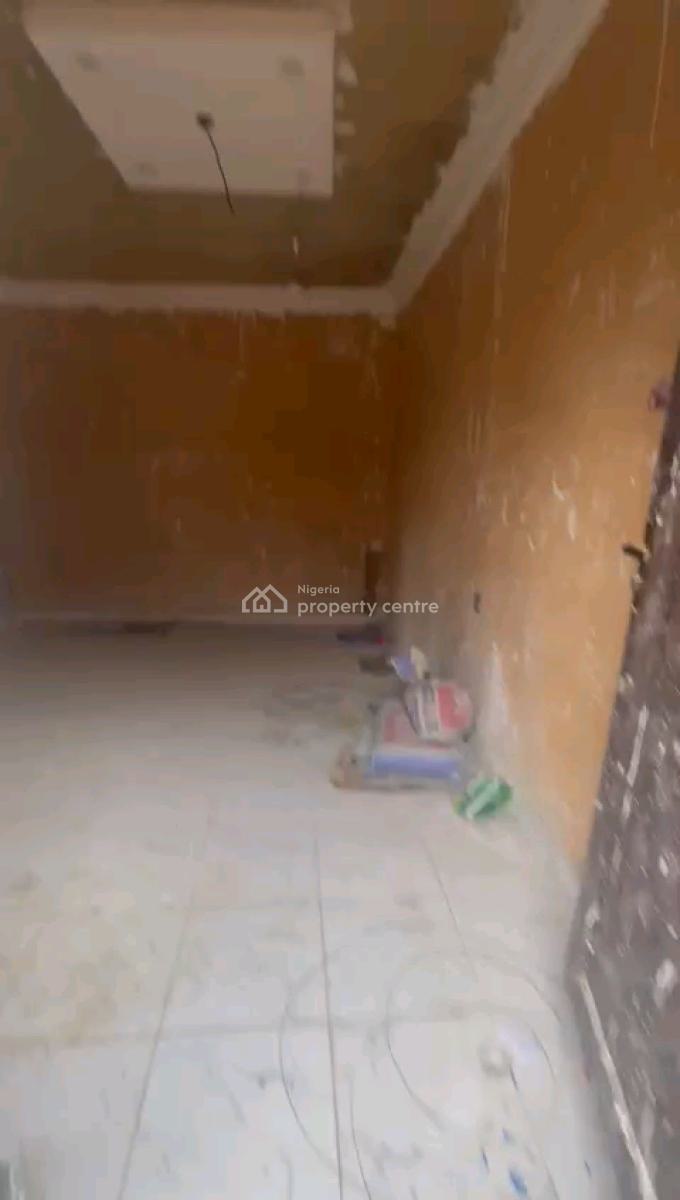 Super Spacious Room Self Contain, Shomolu, Lagos, Self Contain (single Rooms) for Rent