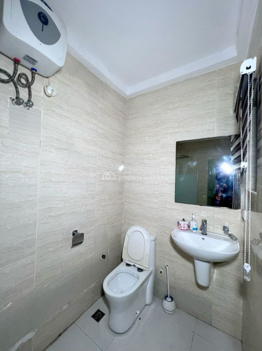 Fully Furnished & Serviced Luxury 2bedrooms Flat Facing Expressway, Lekki Right Phase 1 Facing Expressway, Lekki, Lagos, Flat / Apartment for Rent