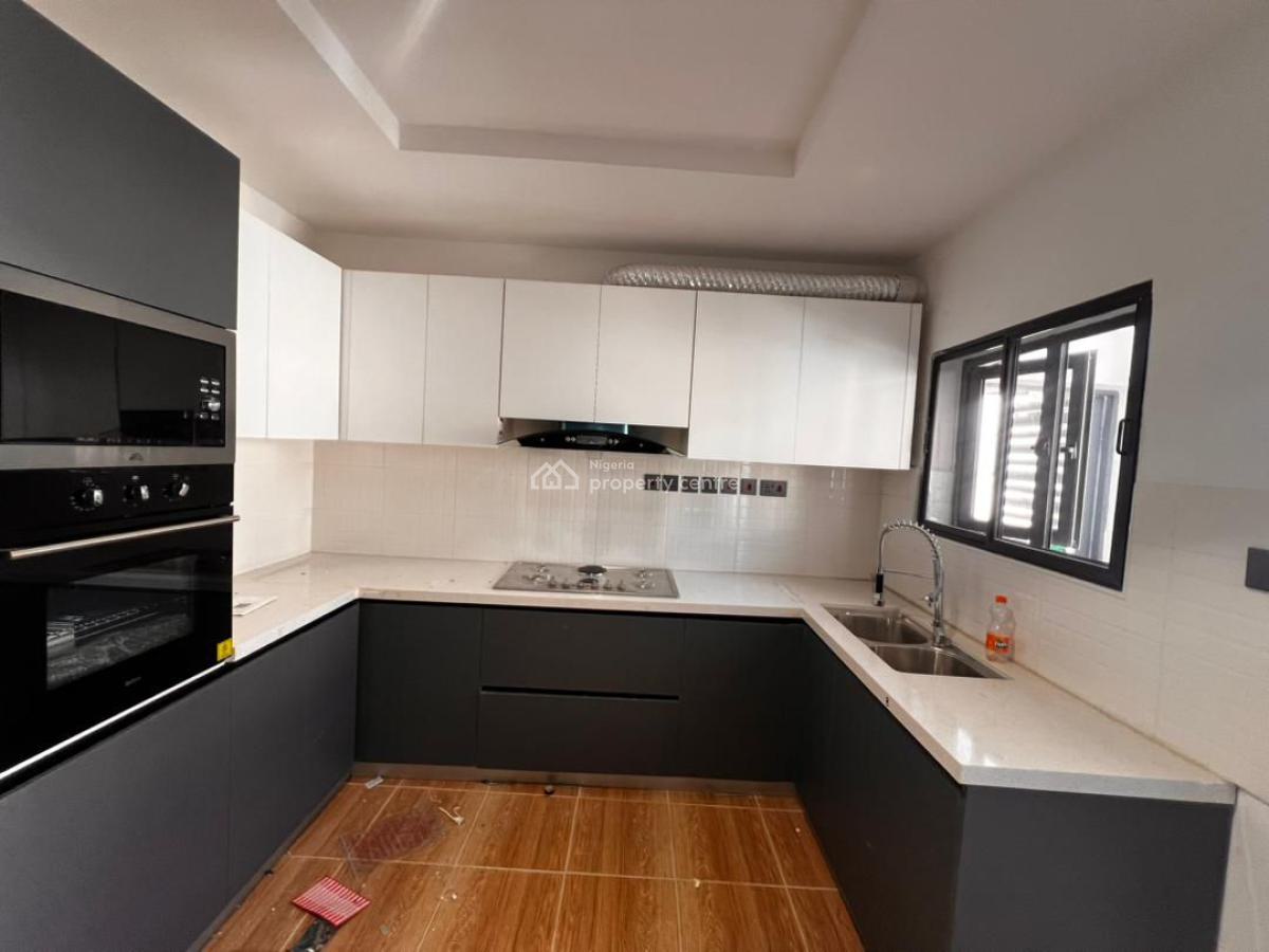 Nice 3 Bedroom Flat with Bq, By Gilmore, Jahi, Abuja, Flat / Apartment for Rent