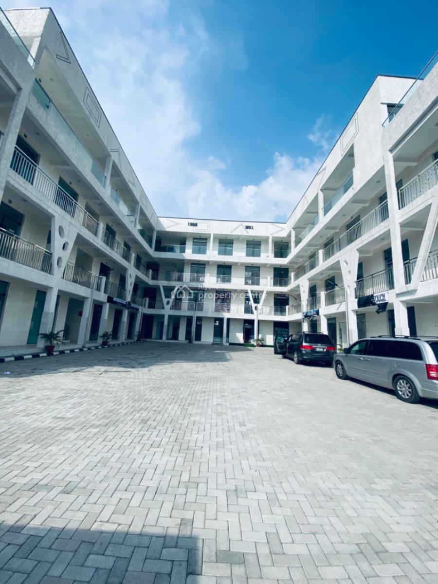 Office Space /mall 28 Sqm Meter, Mobile Road Ilaje Ajah, Ilaje, Ajah, Lagos, Plaza / Complex / Mall for Rent