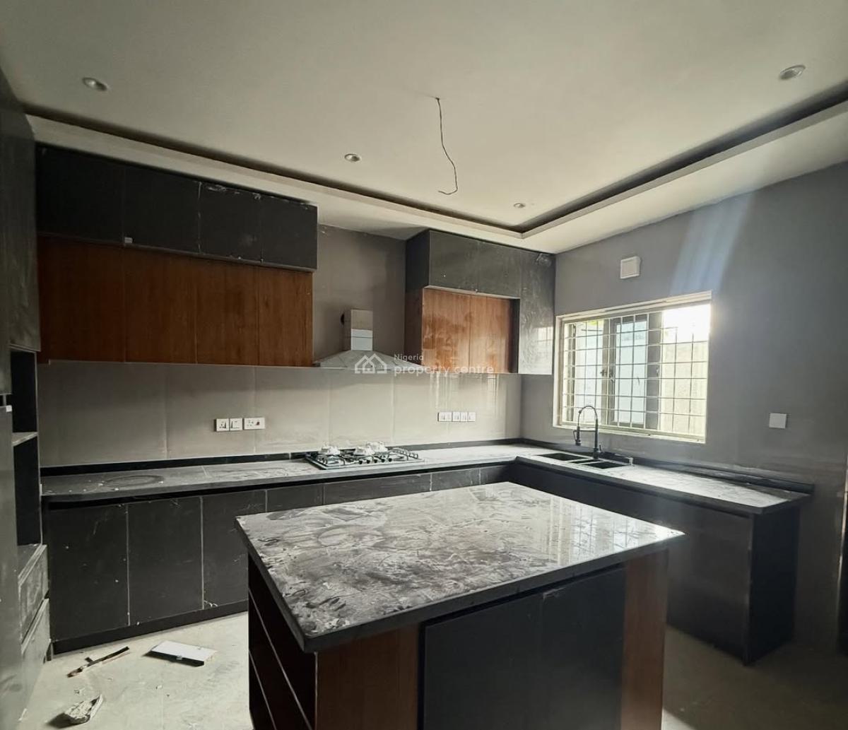 5 Bedrooms Terrace Duplex with Bq, Bu Area 11, Garki, Abuja, Terraced Duplex for Sale