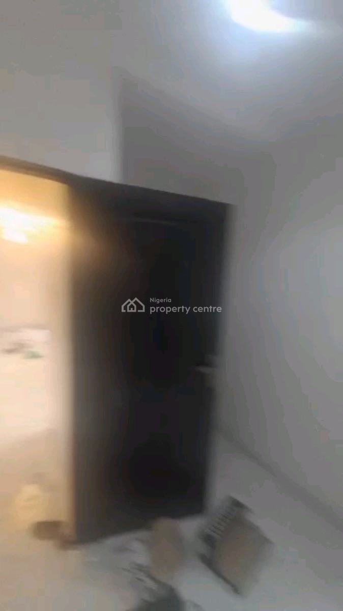 Standard Mini Flat, Abiodun Street, Shomolu, Lagos, Mini Flat (room and Parlour) for Rent