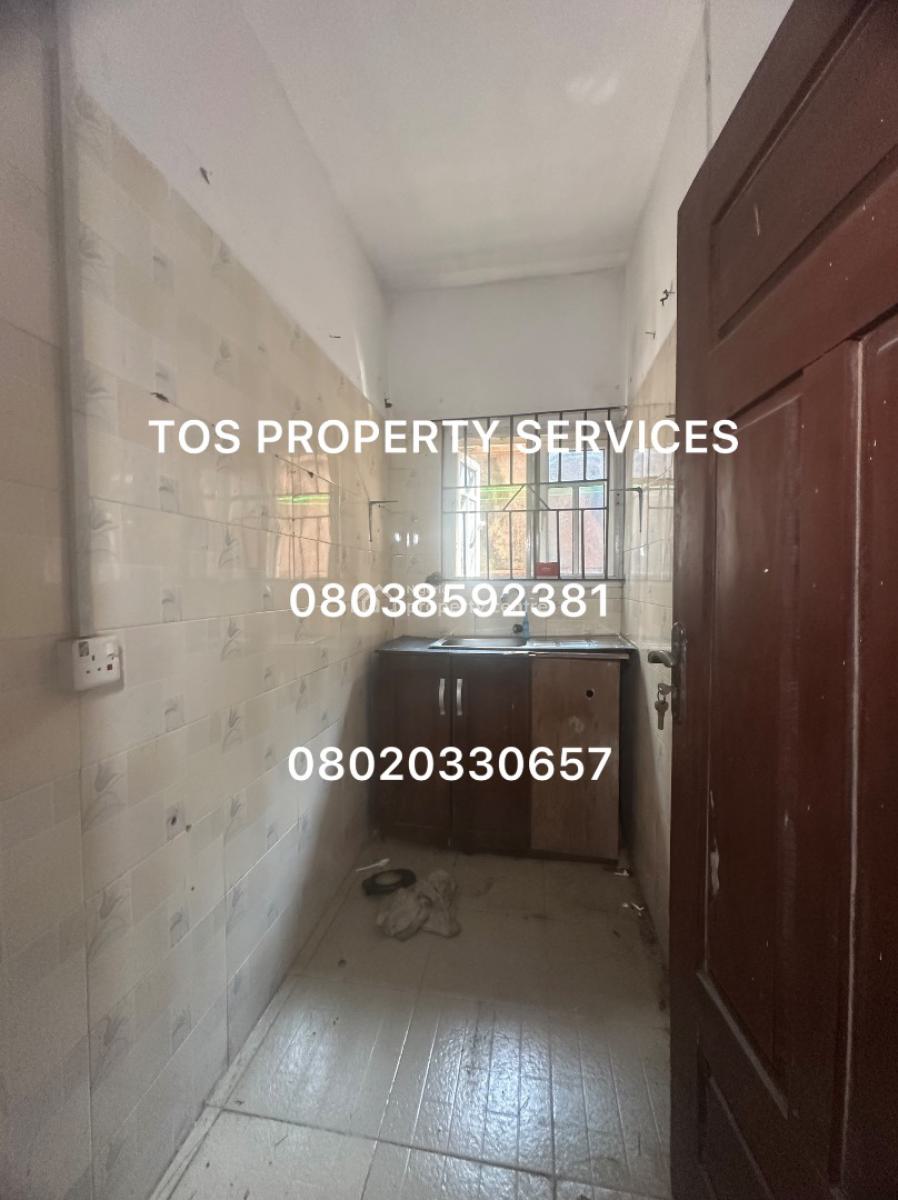 Miniflat, Sabo-alagomeji, Alagomeji, Yaba, Lagos, Mini Flat (room and Parlour) for Rent