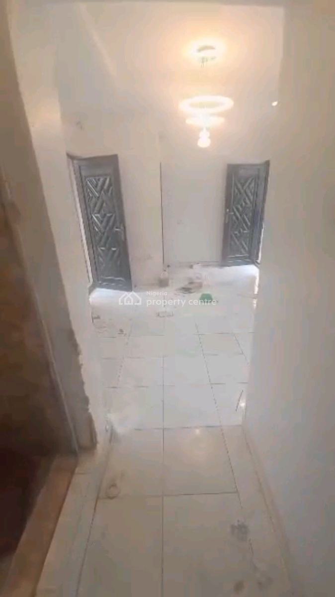 Standard Mini Flat, Abiodun Street, Shomolu, Lagos, Mini Flat (room and Parlour) for Rent