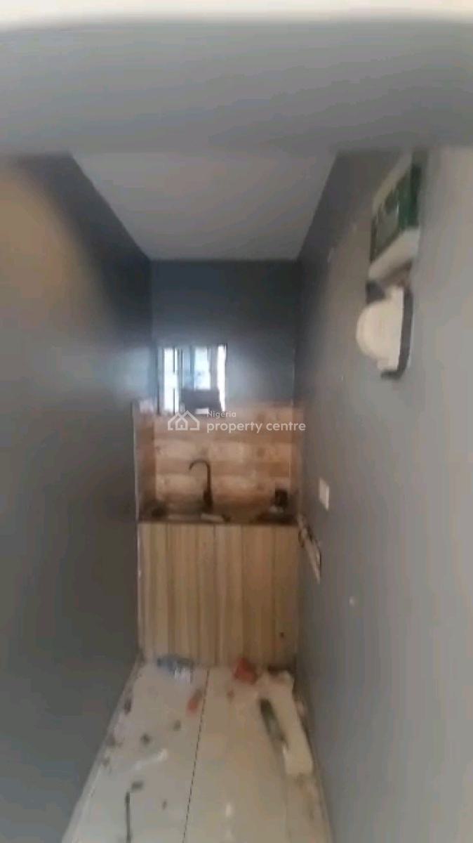 Standard Mini Flat, Abiodun Street, Shomolu, Lagos, Mini Flat (room and Parlour) for Rent