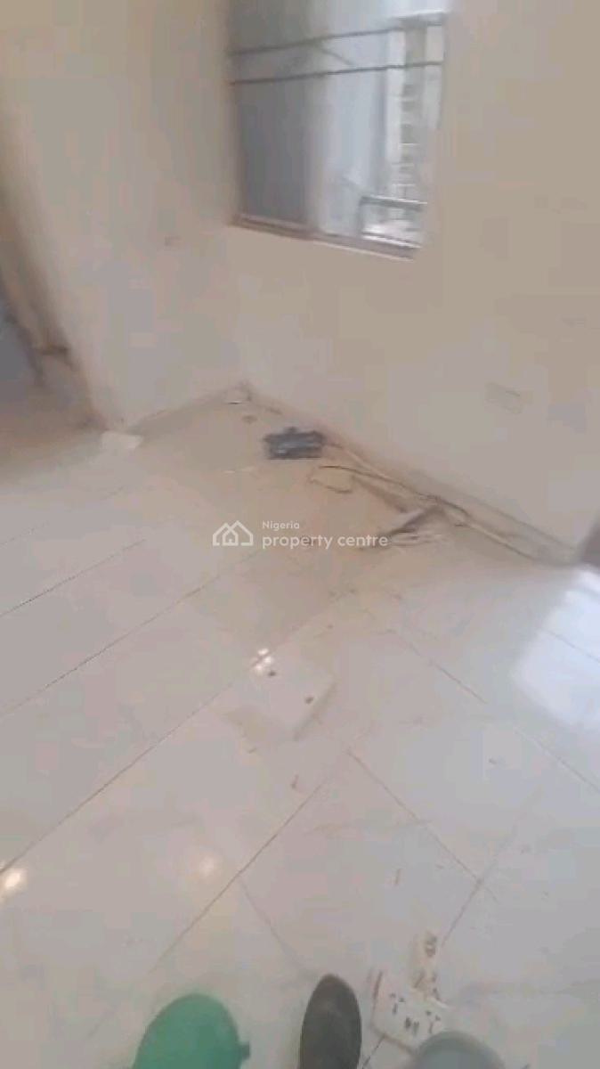 Standard Mini Flat, Abiodun Street, Shomolu, Lagos, Mini Flat (room and Parlour) for Rent