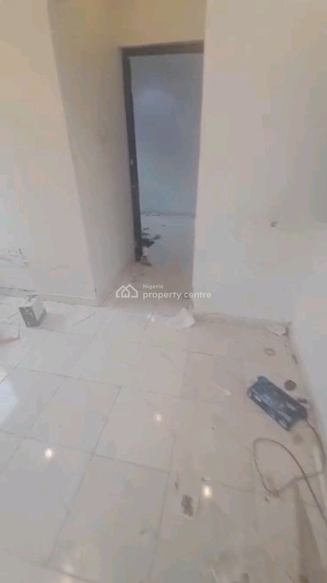 Standard Mini Flat, Abiodun Street, Shomolu, Lagos, Mini Flat (room and Parlour) for Rent