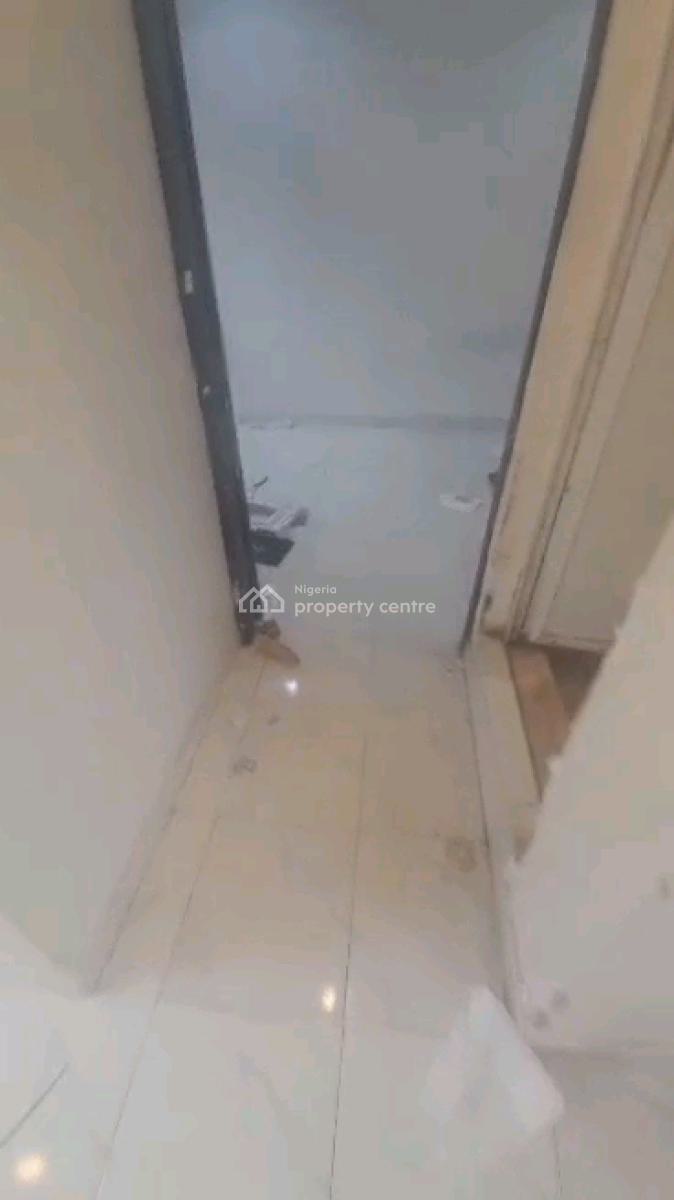 Standard Mini Flat, Abiodun Street, Shomolu, Lagos, Mini Flat (room and Parlour) for Rent