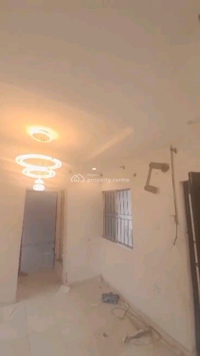Standard Mini Flat, Abiodun Street, Shomolu, Lagos, Mini Flat (room and Parlour) for Rent
