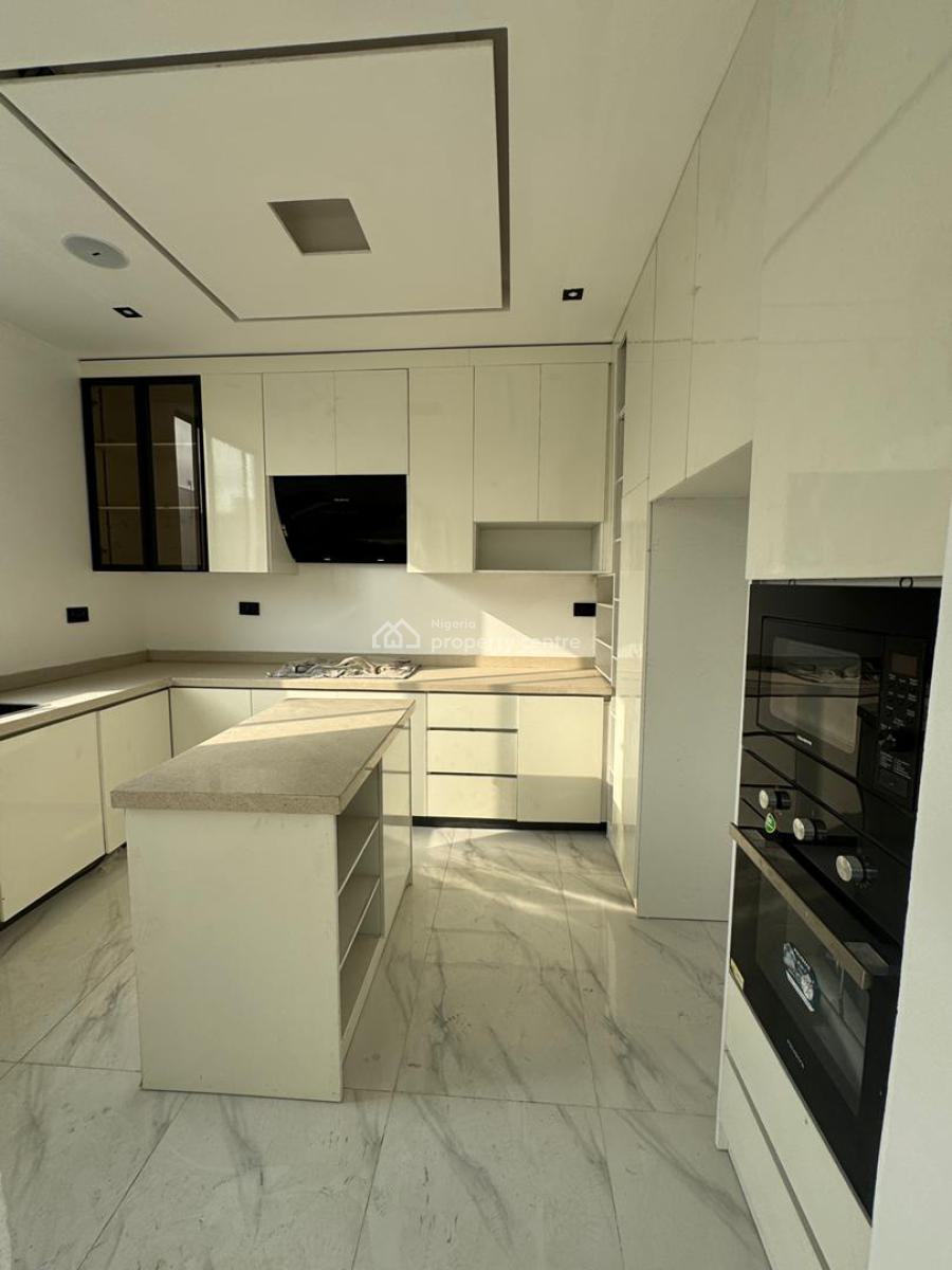 Luxurious Unfurnished 2 Bedroom Apartment, Ikate, Lekki, Lagos, Flat / Apartment for Sale