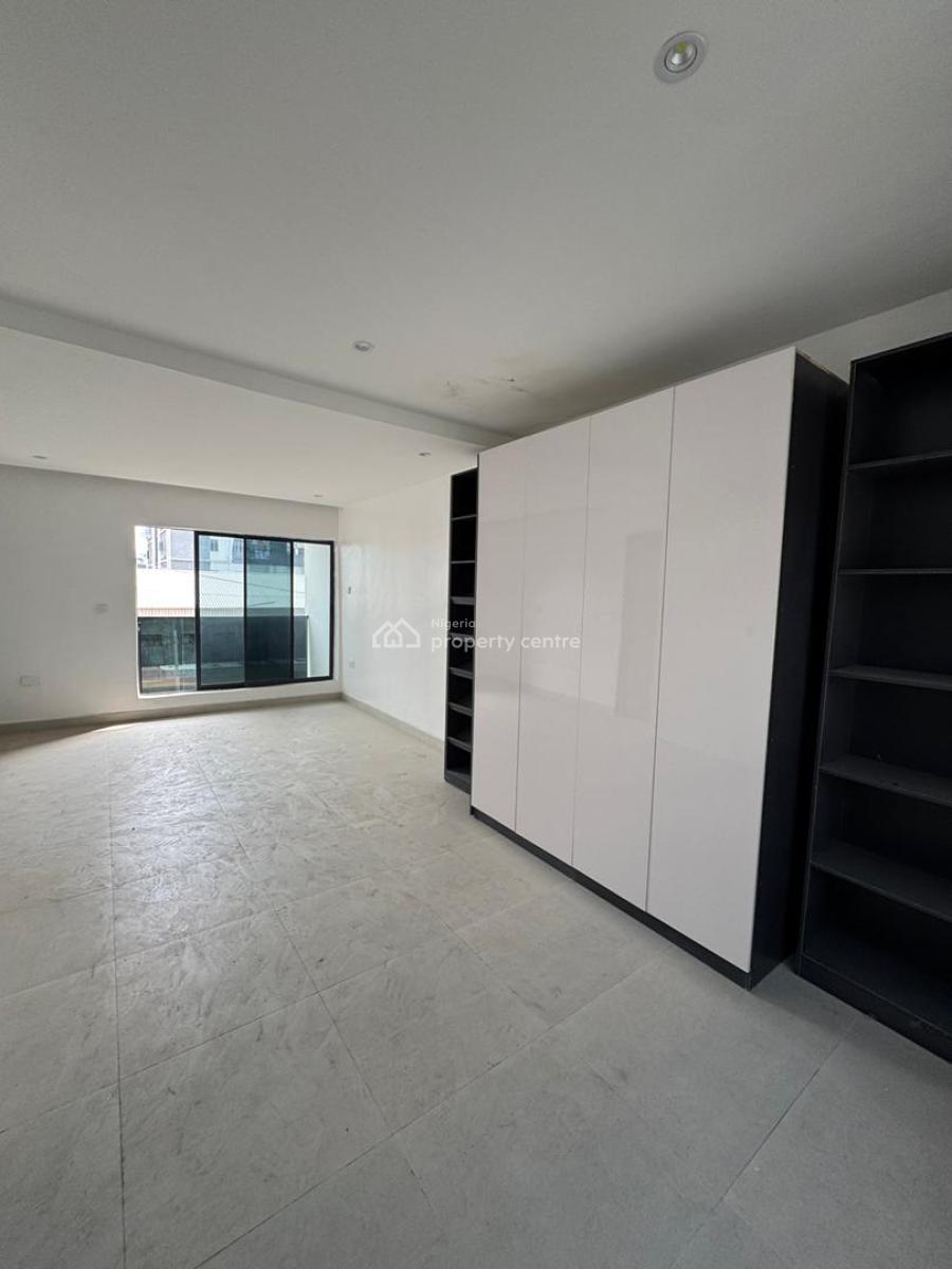 3-bedroom Apartment, Off Freedom Way, Lekki Phase 1, Lekki, Lagos, Flat / Apartment for Sale