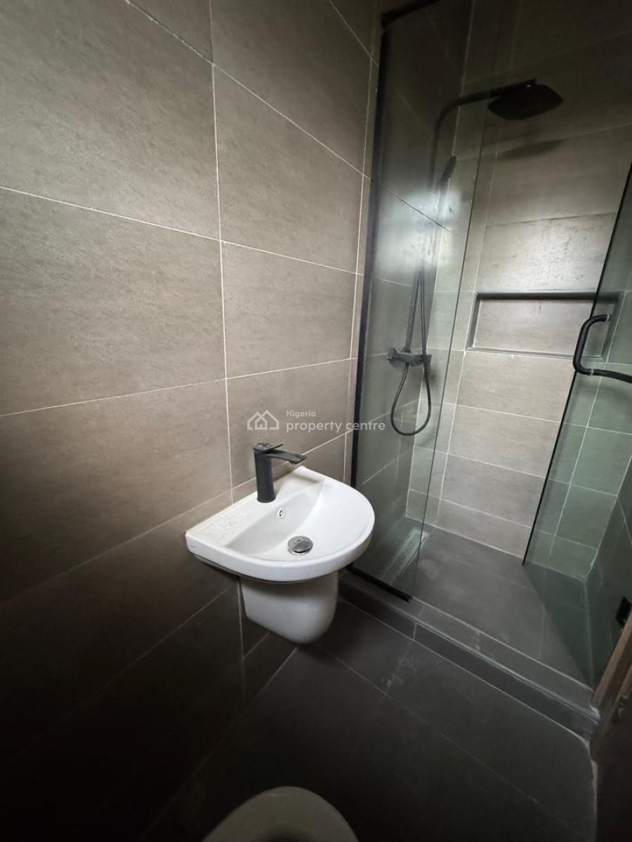 3-bedroom Apartment, Off Freedom Way, Lekki Phase 1, Lekki, Lagos, Flat / Apartment for Sale