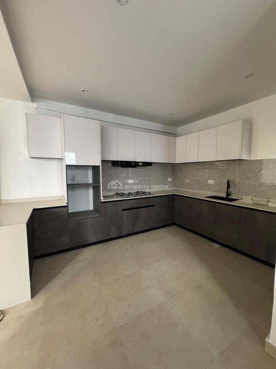 3-bedroom Apartment, Off Freedom Way, Lekki Phase 1, Lekki, Lagos, Flat / Apartment for Sale