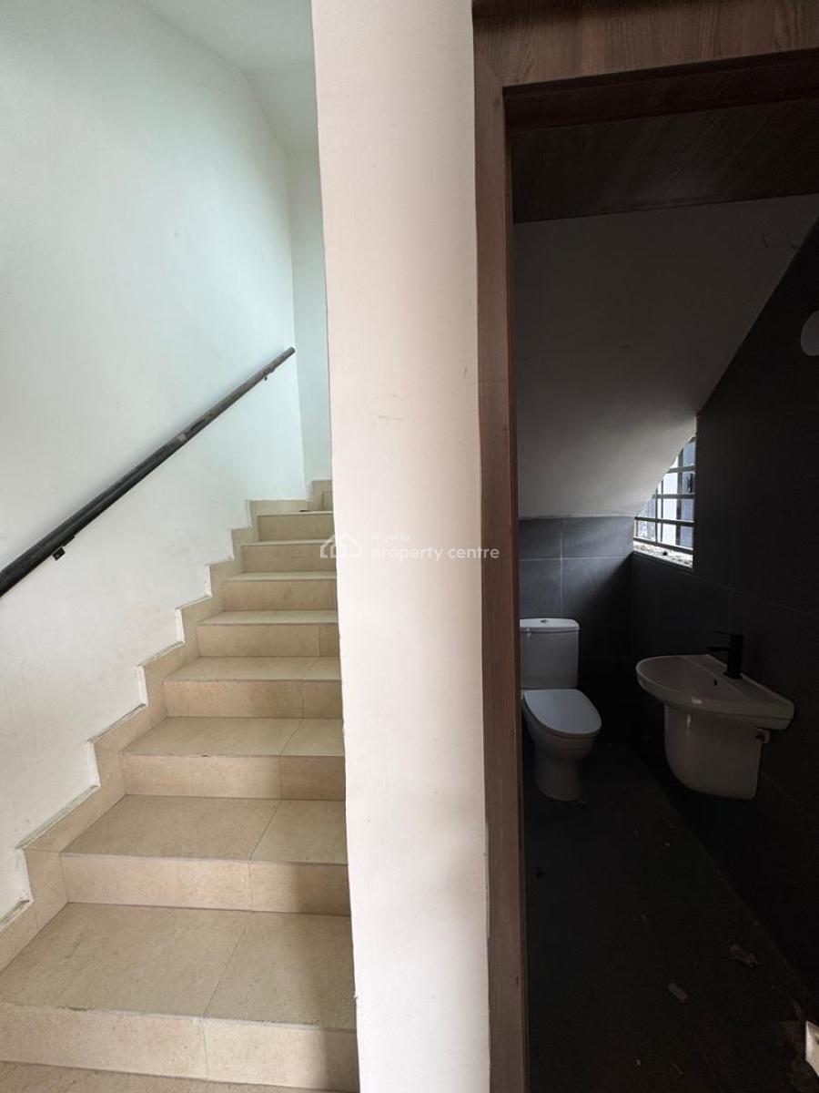 3-bedroom Apartment, Off Freedom Way, Lekki Phase 1, Lekki, Lagos, Flat / Apartment for Sale