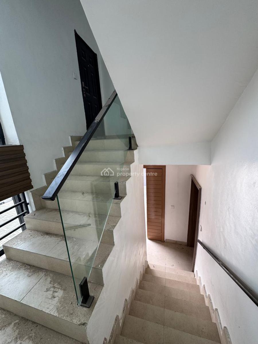 3-bedroom Apartment, Off Freedom Way, Lekki Phase 1, Lekki, Lagos, Flat / Apartment for Sale