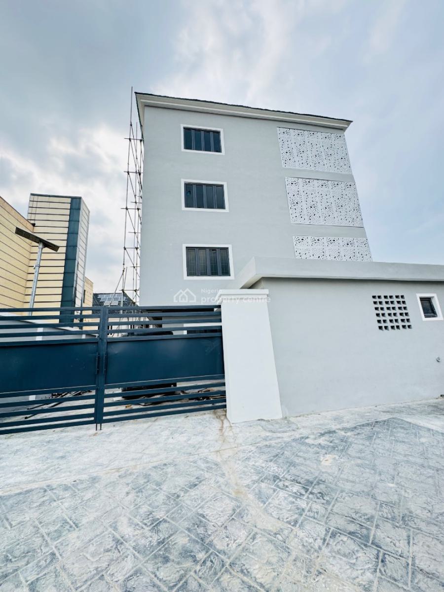 Commercial Space Available Supermarket,warehouse and Showroom, Chevron, Lekki, Lagos, Plaza / Complex / Mall for Rent